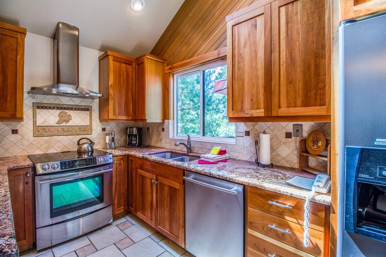 Red Hill 4 Villa Sunriver Room photo
